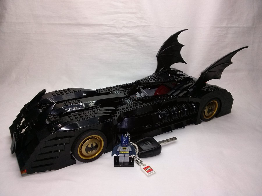 LEGO 7784 Batmobile