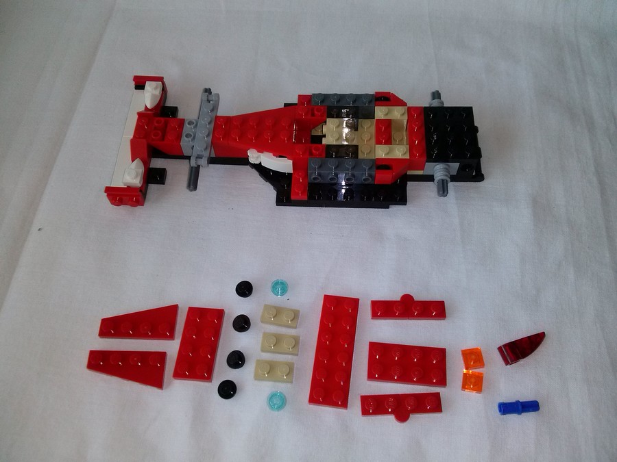 LEGO 31024 Formula 1 versenyautó