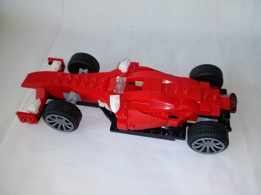 LEGO 31024 Formula 1 versenyautó