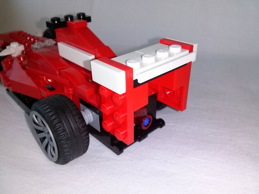 LEGO 31024 Formula 1 versenyautó