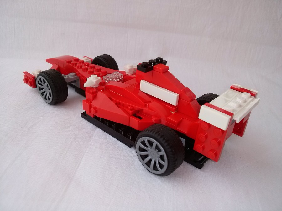 LEGO 31024 Formula 1 versenyautó