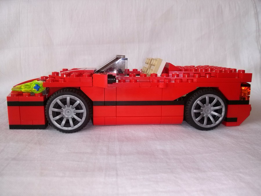 LEGO 31024 Piros Cabrio