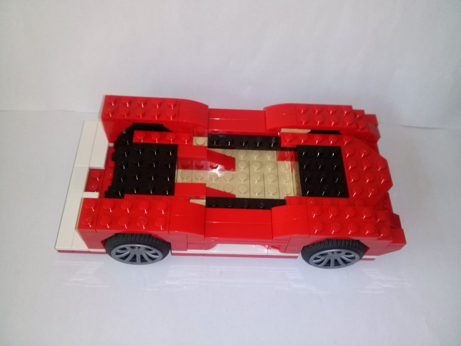 LEGO 24 órás versenyautó