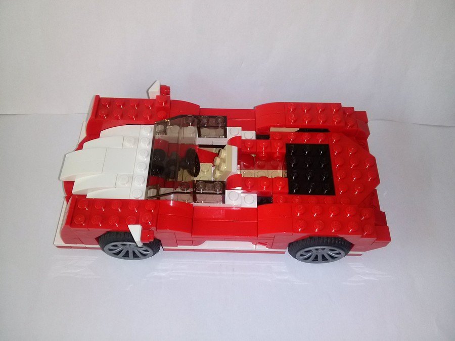 LEGO 24 órás versenyautó