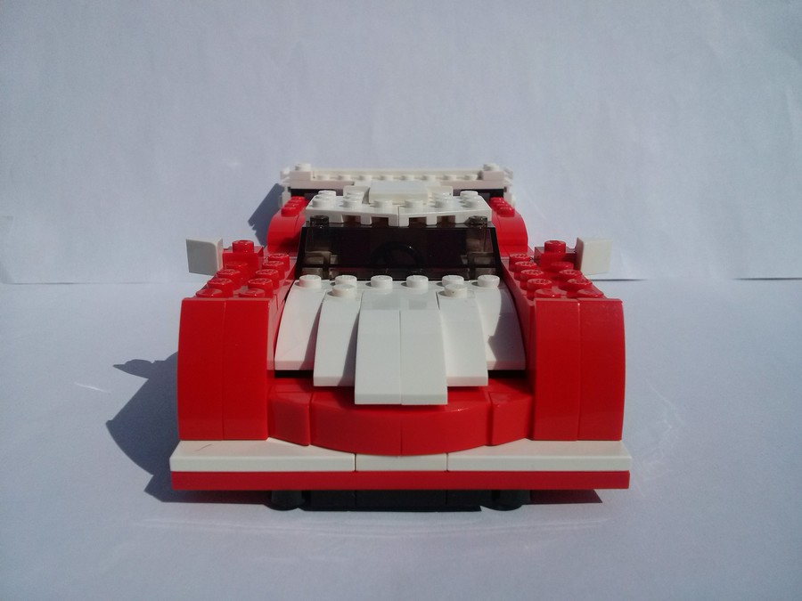 LEGO 24 órás versenyautó