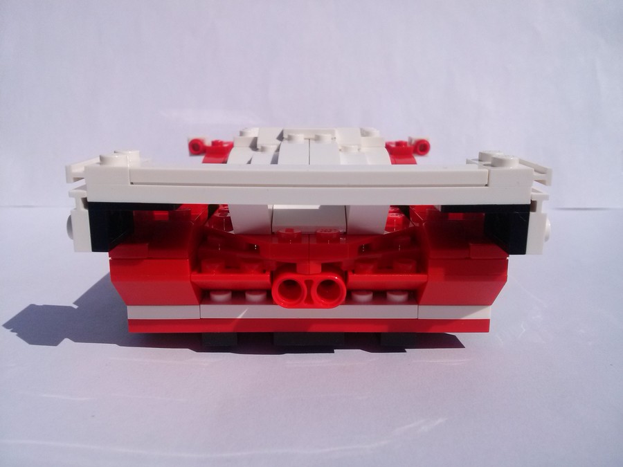 LEGO 24 órás versenyautó