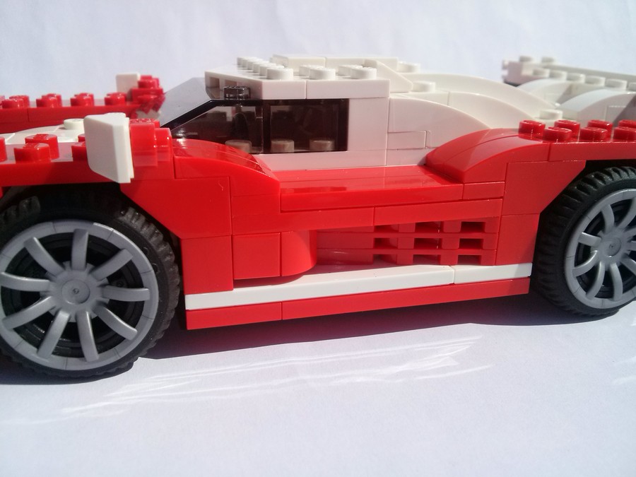 LEGO 24 órás versenyautó