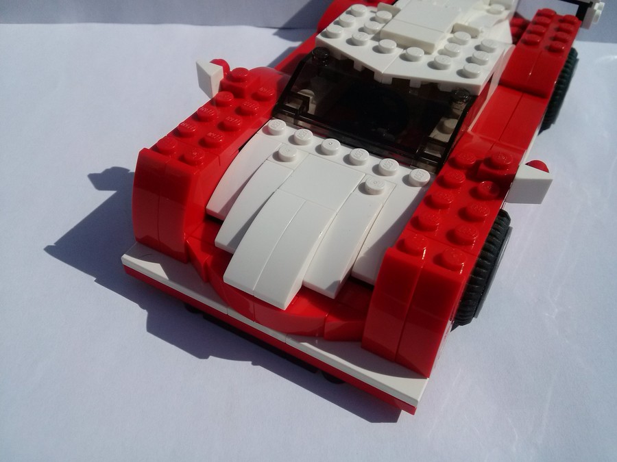 LEGO 24 órás versenyautó
