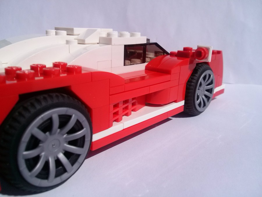 LEGO 24 órás versenyautó