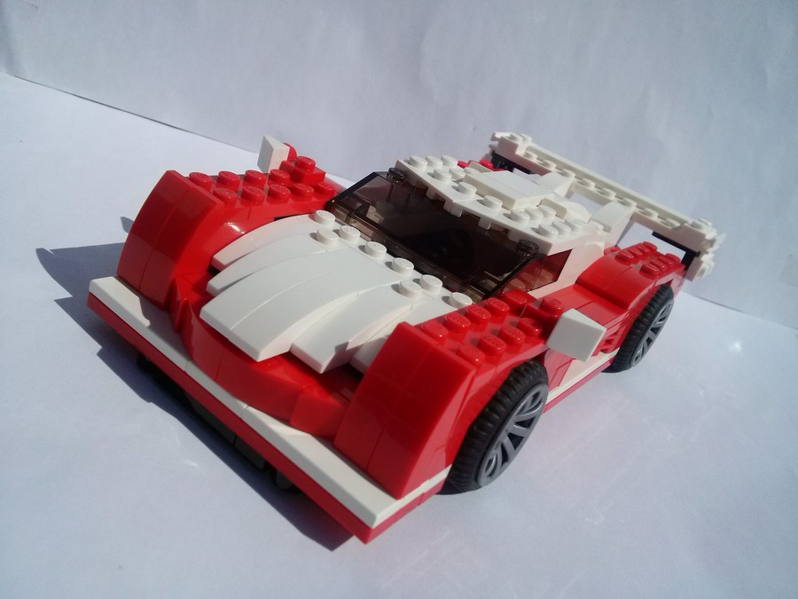 LEGO 24 órás versenyautó