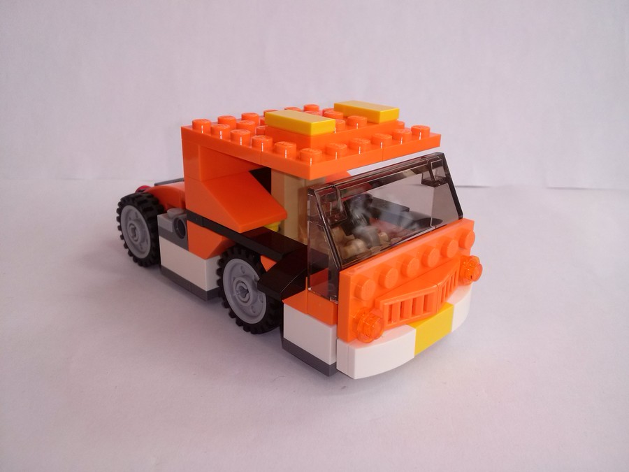 LEGO 31017 Repülőgép vontató