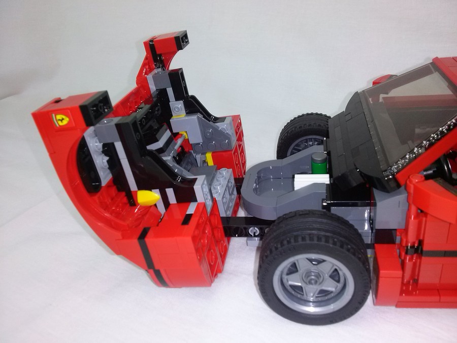 LEGO 10248 Ferrari F40