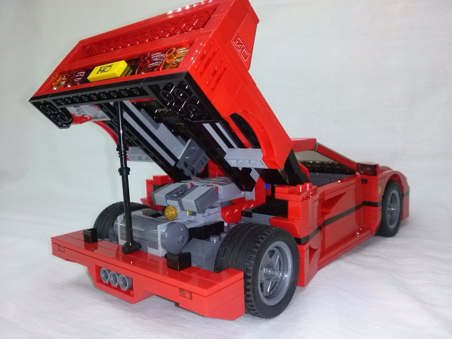 LEGO 10248 Ferrari F40