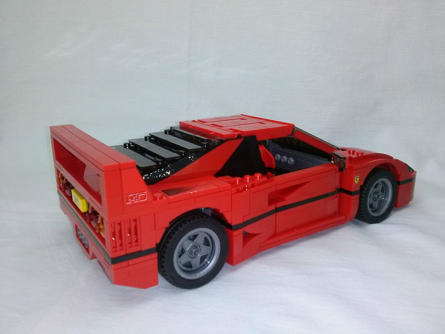 LEGO 10248 Ferrari F40