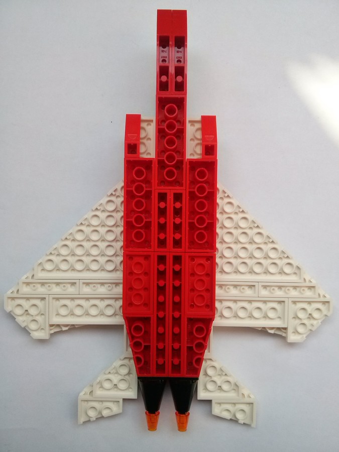 LEGO F15