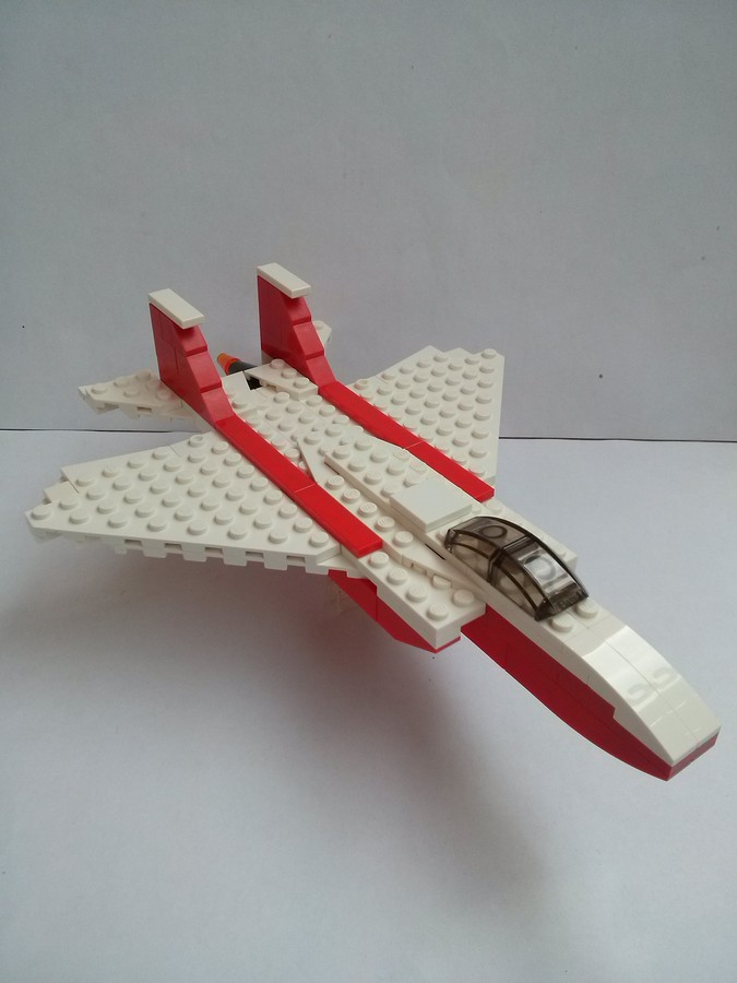 LEGO F15
