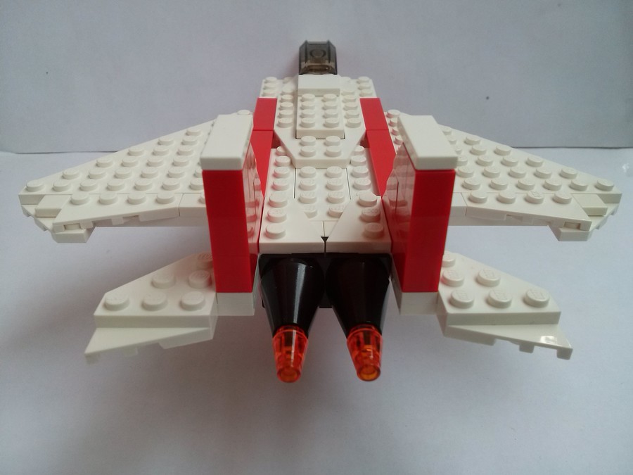 LEGO F15