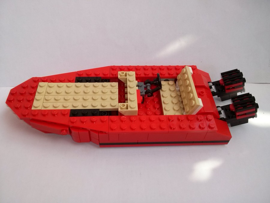 LEGO 31024 Motorcsónak