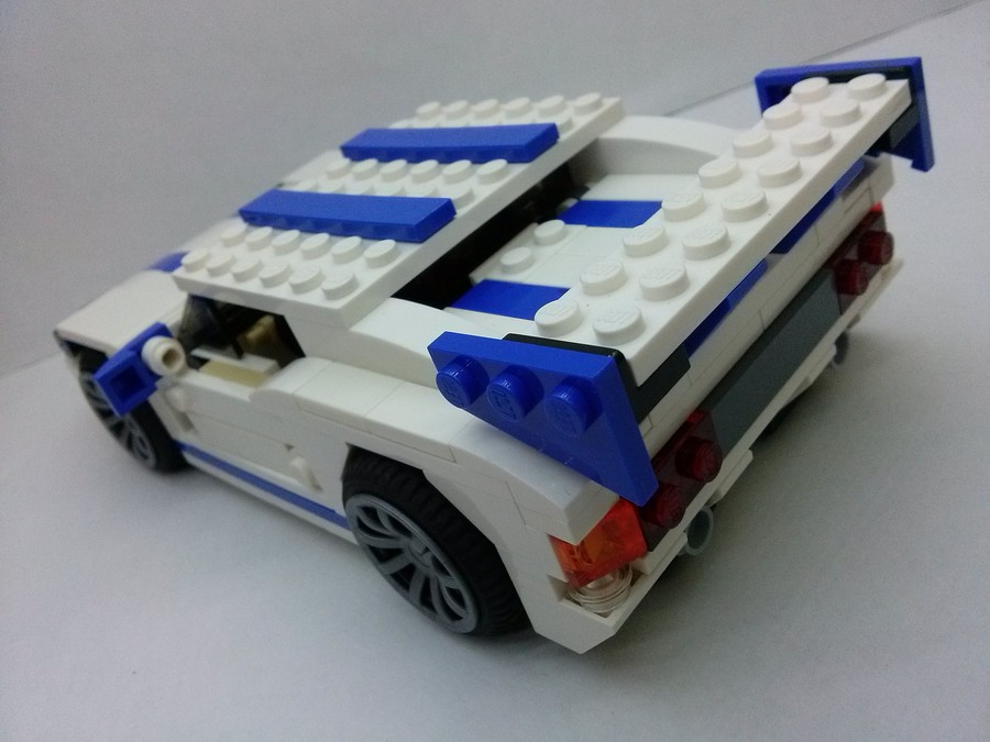 LEGO CREATOR autó