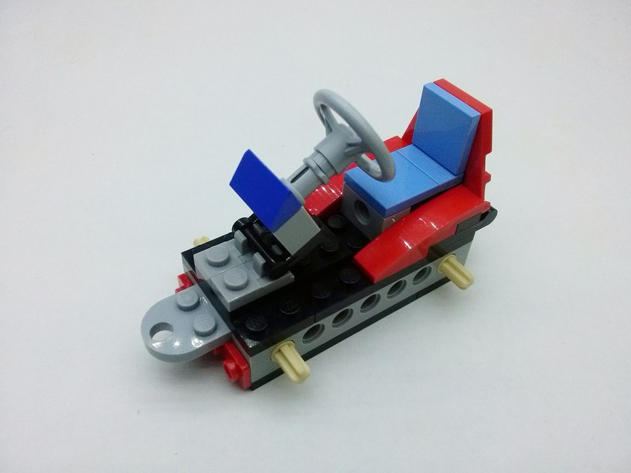 LEGO 31030 Kerti traktor