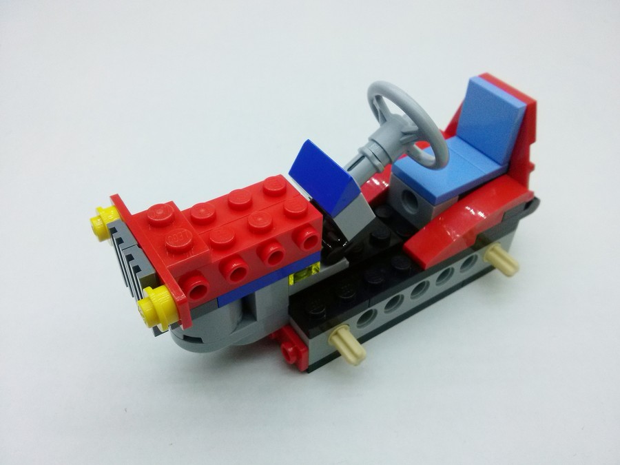 LEGO 31030 Kerti traktor