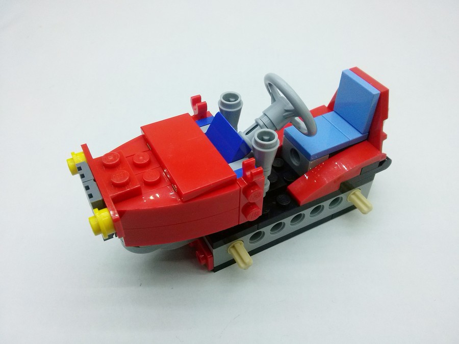 LEGO 31030 Kerti traktor