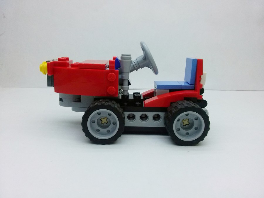 LEGO 31030 Kerti traktor