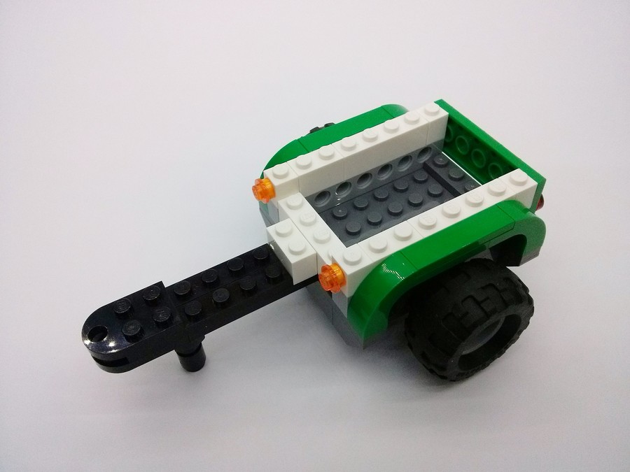 LEGO 31037 Robi kerti traktor