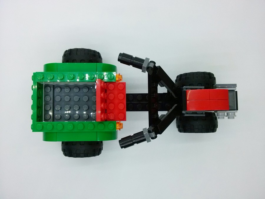 LEGO 31037 Robi kerti traktor