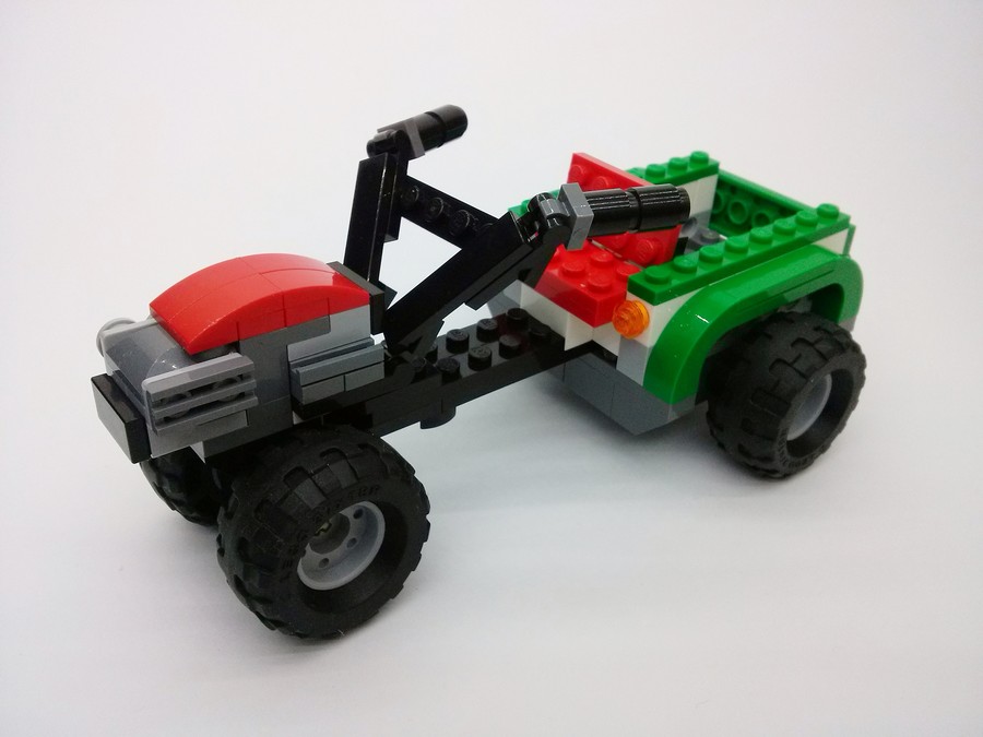 LEGO 31037 Robi kerti traktor