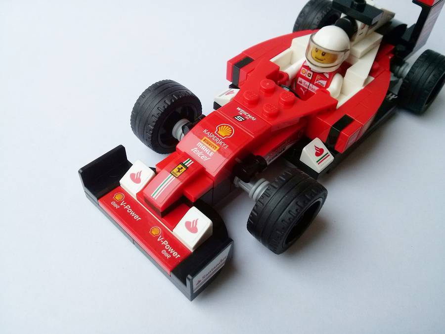 LEGO 75879 Scuderia Ferrari SF16-H
