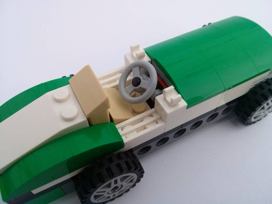 LEGO 31056 Régi versenyautó