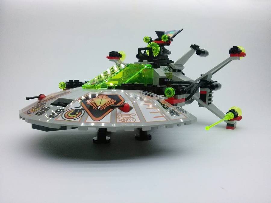 LEGO SYSTEM 6915 UFO Warp Wing-Fighter