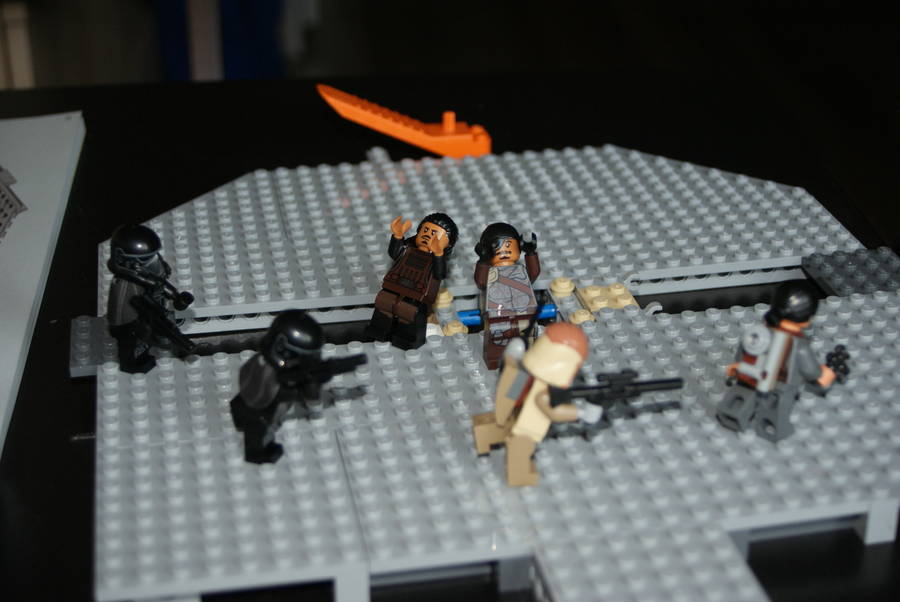 75105 Millennium Falcon