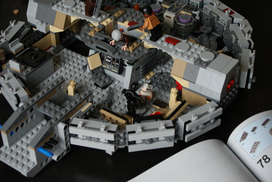 75105 Millennium Falcon