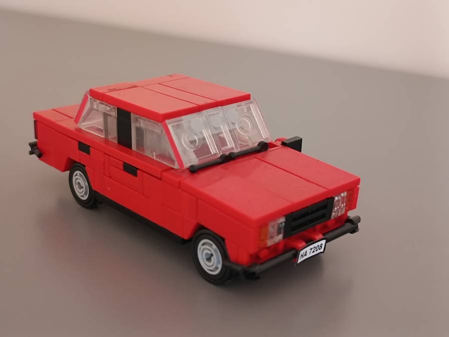 Régi járművek: Lada, Wartburg és Nagypolski 