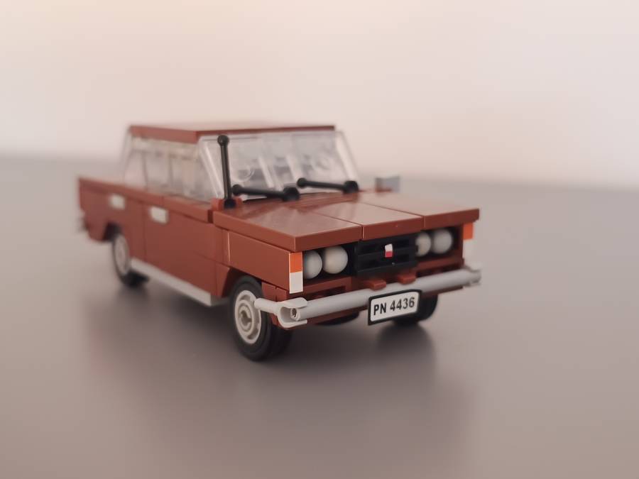 Régi járművek: Lada, Wartburg és Nagypolski 