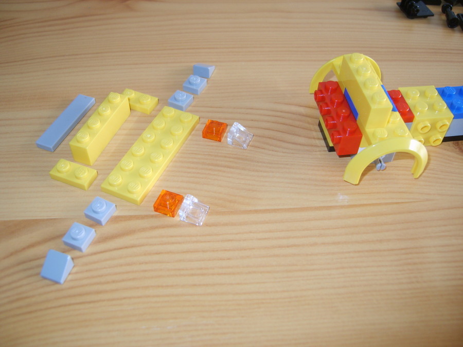 A Nagy Sárga LEGO Kamion