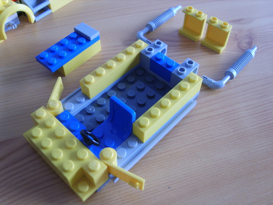 A Nagy Sárga LEGO Kamion