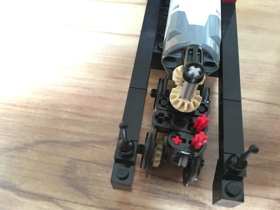 LEGO LÁEV