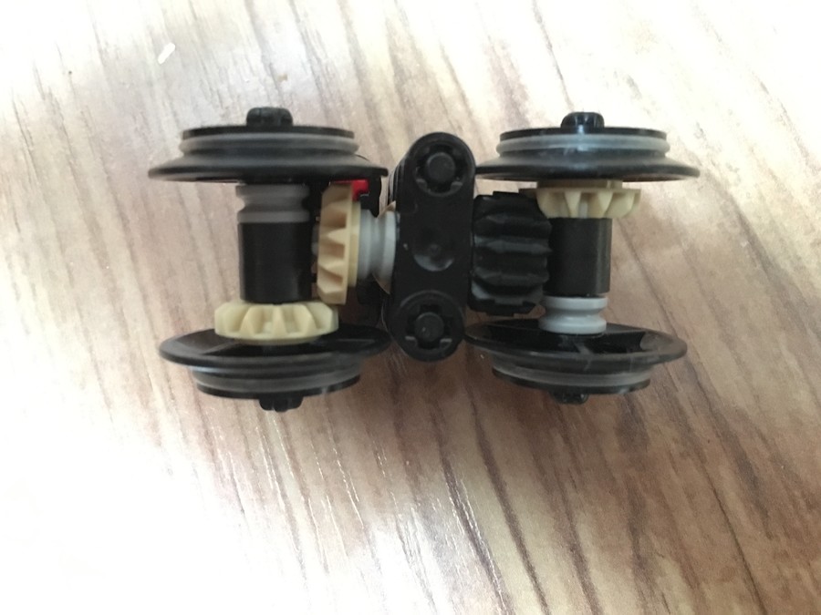 LEGO LÁEV