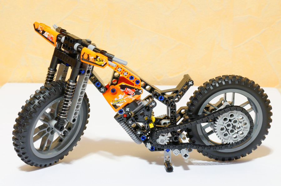 Lego Technic 42007 Speedway Bike
