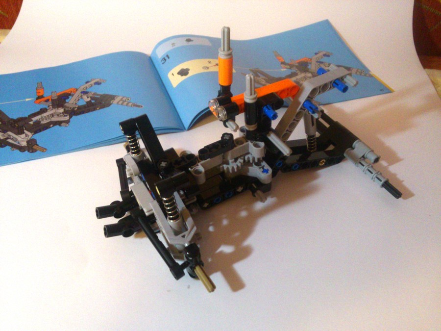 Lego Technic 9392 B modell, Verseny Buggy