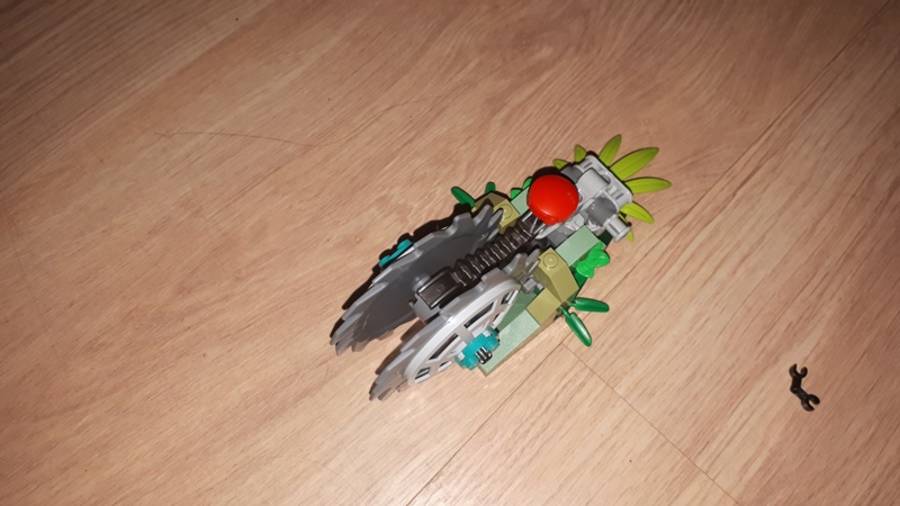 Corvus Glaive támadása