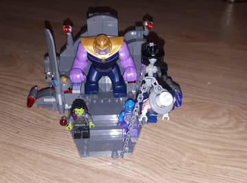 Thanos trónszéke