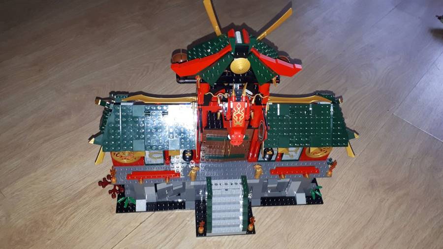 Csata Ninjago City -ért