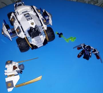 Ninjago - Titán nindzsanyűvő