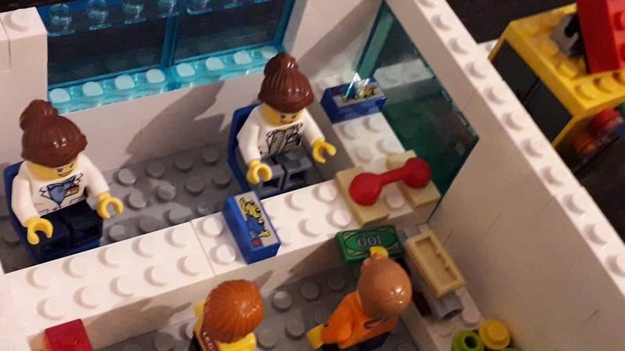 Lego bolt