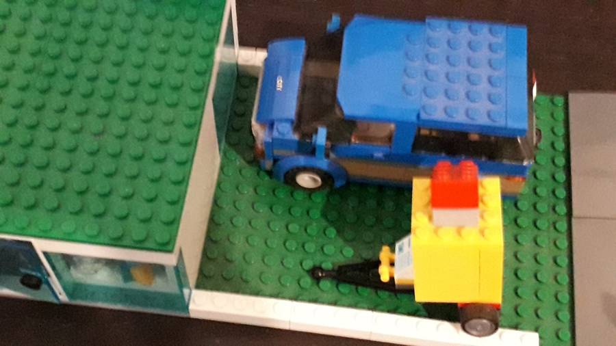 Lego bolt