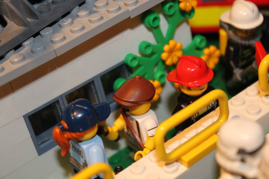 Szörnyinvázió Lego City ellen
